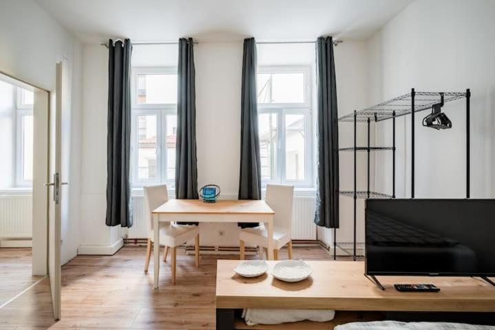 Gemuetliche Wohnung Wien Stadthalle Eksteriør bilde